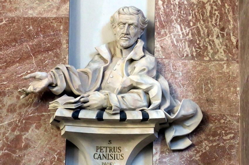 Kaníziusz Szent Péter szobra az innsbrucki székesegyházban  
