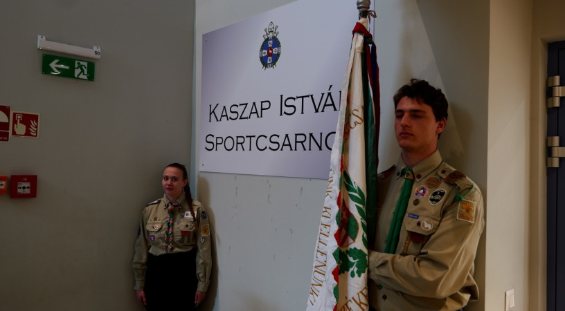 Tornacsarnokot neveztek el és konferenciát tartottak Kaszap Istvánról Székesfehérváron