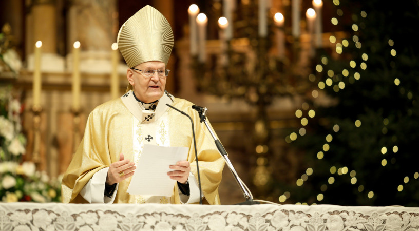 A szeretet nem fér össze a félelemmel – Erdő Péter bíboros karácsonyi üzenete