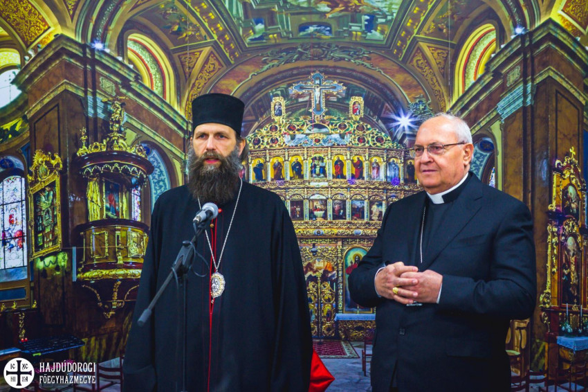 Kocsis Fülöp és Sandri bíboros Máriapócson 2015-ben