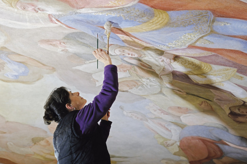 Jeszeniczky Ildikó Munkácsy-díjas festő-restaurátor