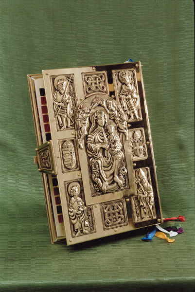 Az esztergomi evangéliumoskönyv hátlapja