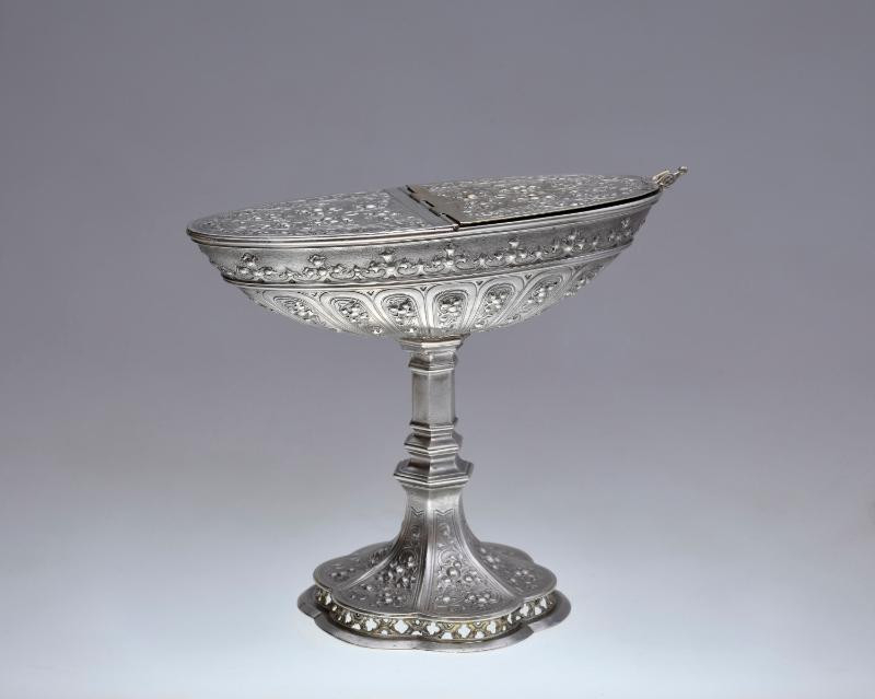 Tömjéntartó a Mátyás-templomból