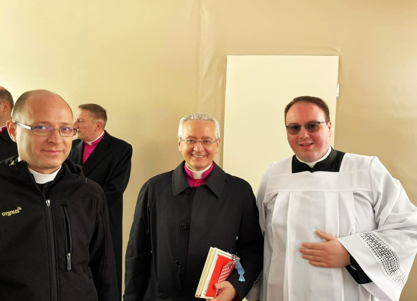 Miklovits Attila, Diego Giovanni Ravelli érsek, Mihovics Szebasztián