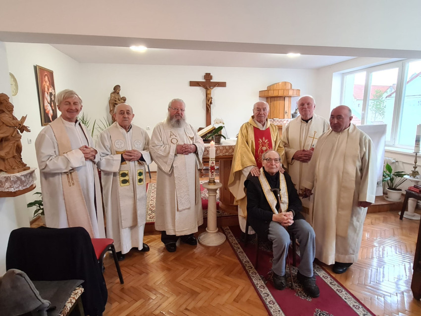 Pakot Gézával és a Papi Otthon lakóival