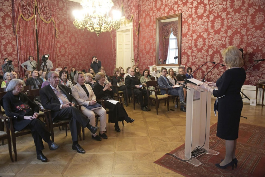 A díjazottak, a kuratórium tagjai és a közönség