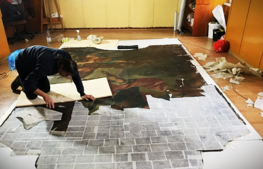 Számos fázisból tevődött össze a kép restaurálásának folyamata