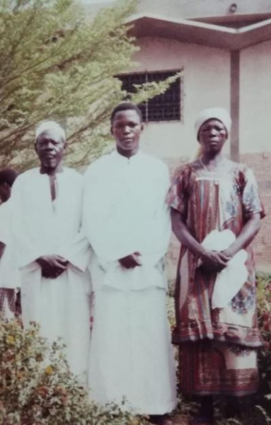 Jean Baptiste Gamene atya apjával és anyjával