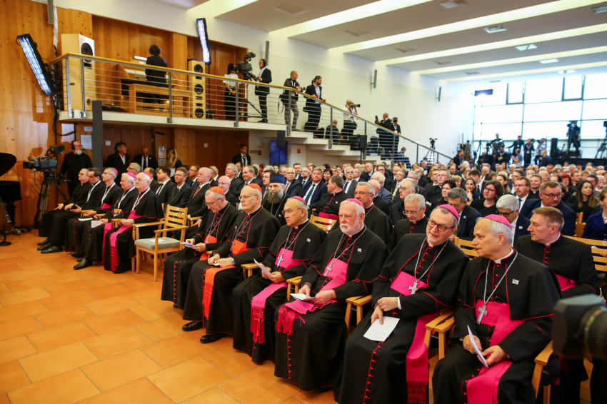 A Pázmány Péter Katolikus Egyetem Információs Technológiai és Bionikai Karán