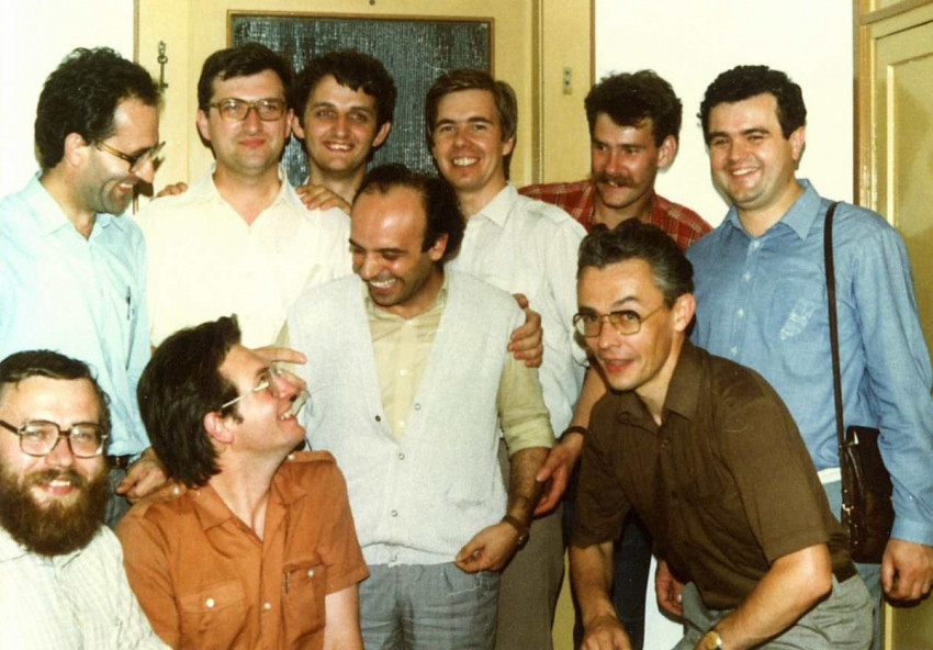 Az első magyar férfifokolár tagjaival a 80-as évek első felében