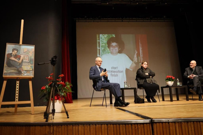 Carlo Acutis szülei és Francesco Beneduce nápolyi segédpüspök