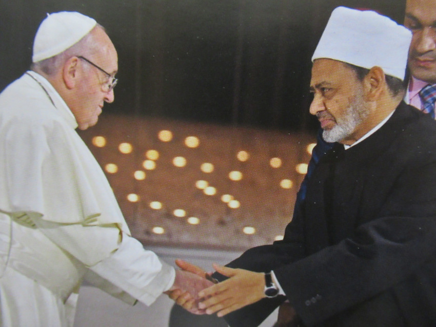 Ferenc pápa és Ahmad et-Tajjeb Abu-Dzabiban 2019-ben