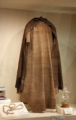 Szent Klára öltözéke