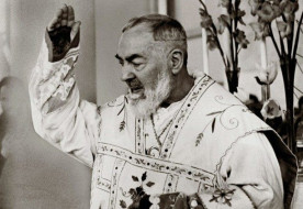 Tíz eddig kiadatlan fotót tesznek közzé Pio atyáról jövő héten