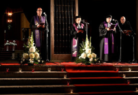 A halottak napja az élők napja – Ökumenikus imádság a szombathelyi temetőben az elhunytakért