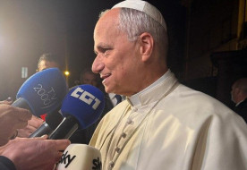 XIV. Leó pápát a migránsok pasztorációjáról és Rupnik műveiről is kérdezték Castel Gandolfóban