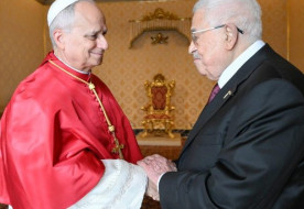 Leó pápa találkozott a palesztin elnökkel, sürgetőnek nevezte a gázai helyzet rendezését