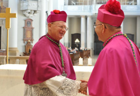 Varga Lajos segédpüspök a Váci Székeskáptalan olvasókanonokja lett