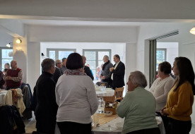 „Mindannyian rászorulók vagyunk” – Lelki találkozás a szegényekkel Csíksomlyón