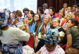 A család az emberiség reménye – Nemzetközi női konferenciát tartottak Budapesten