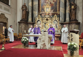 A történelmi egyházak iskoláinak elhunyt tanáraira és diákjaira emlékeztek Budapesten