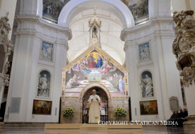 Leó pápa Assisiben: Mozdítsuk elő a találkozás kultúráját, és váljunk a béke próféciájává!