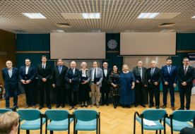 A PPKE ITK volt dékánja vehette át a Neumann-társaság idei életműdíját