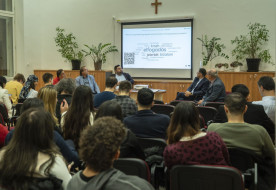 Jövőformáló a romák és a keresztény egyházak párbeszéde – Vitaest a Párbeszéd Házában