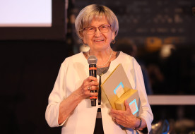 Sok jót kaptam, most én adok – Interjú a Szent Erzsébet rózsája díjas Kuti Sándorné Kovács Máriával