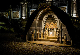 „Isten jelenlétét hordozza magában” – Debrecen városa betlehemet állított Rómában