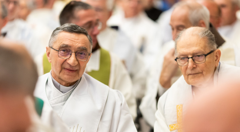 Az imádsággal kezdődik minden – Országos Lelkipásztori-Teológiai Napok Esztergomban