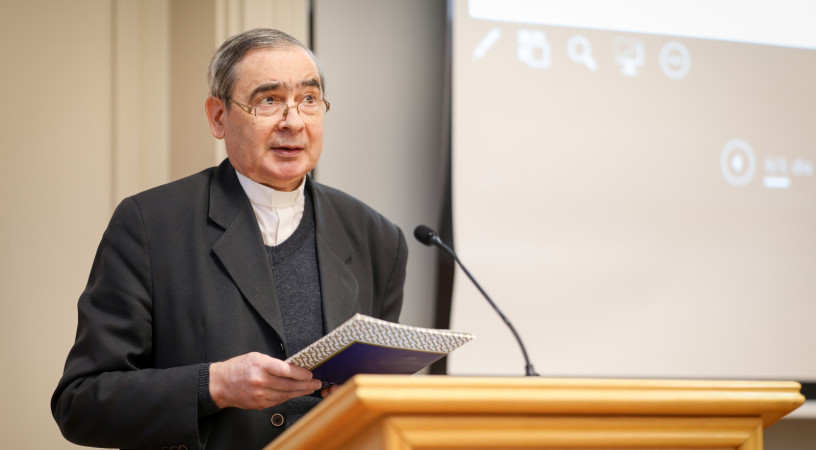 Mit jelent az ámen a Bibliában és a mai liturgiában? – Kocsis Imre professzor előadása a Pázmányon