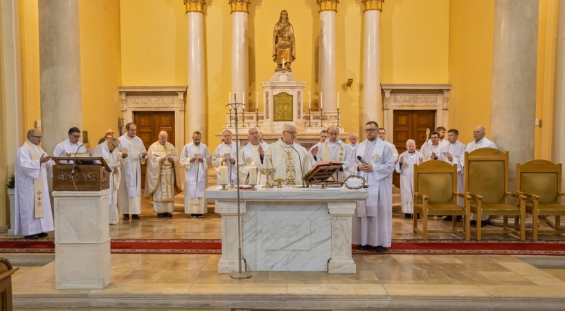 Ünnepi püspöki szentmisét tartottak Kaszap István születésének 110. évfordulóján Székesfehérváron