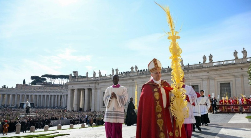 XIV. Leó virágvasárnap: Jézus nem hallgatja meg a háborút indítók imádságát, hanem elutasítja azt!