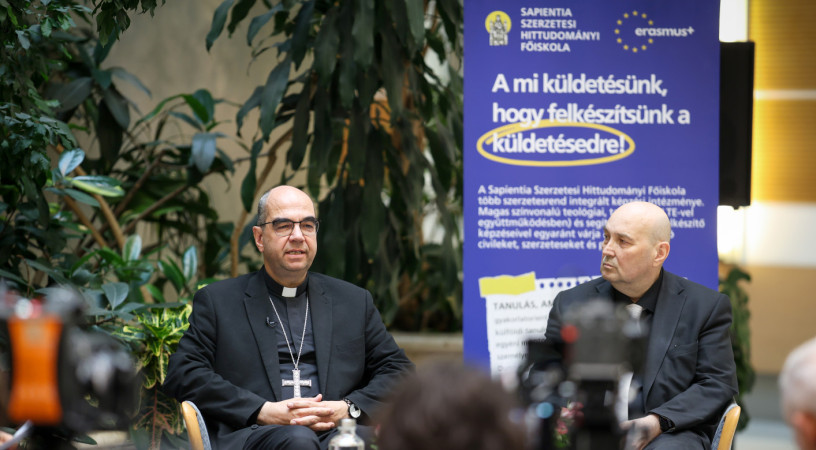 Elnökök dialógusa – Székely János és Steinbach József beszélgetett a Sapientián