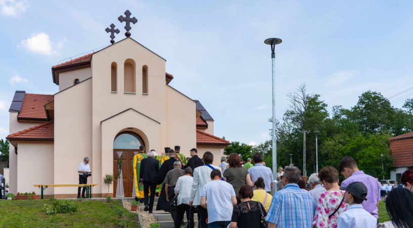 Templomszentelést ünnepeltek Nyíregyháza-Rozsrétszőlőn