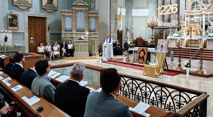 Közbenjárók vagyunk a világért – Imádság a roma holokauszt és a kislétai gyilkosság emléknapján