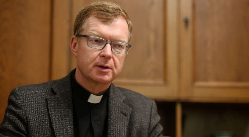 Legyünk Jézus kinyújtott keze a bántalmazottak felé! – Hans Zollner előadása a safeguardingról